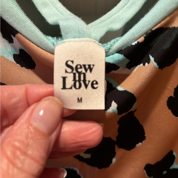 Sew In Love Top - Picture 6 of 7